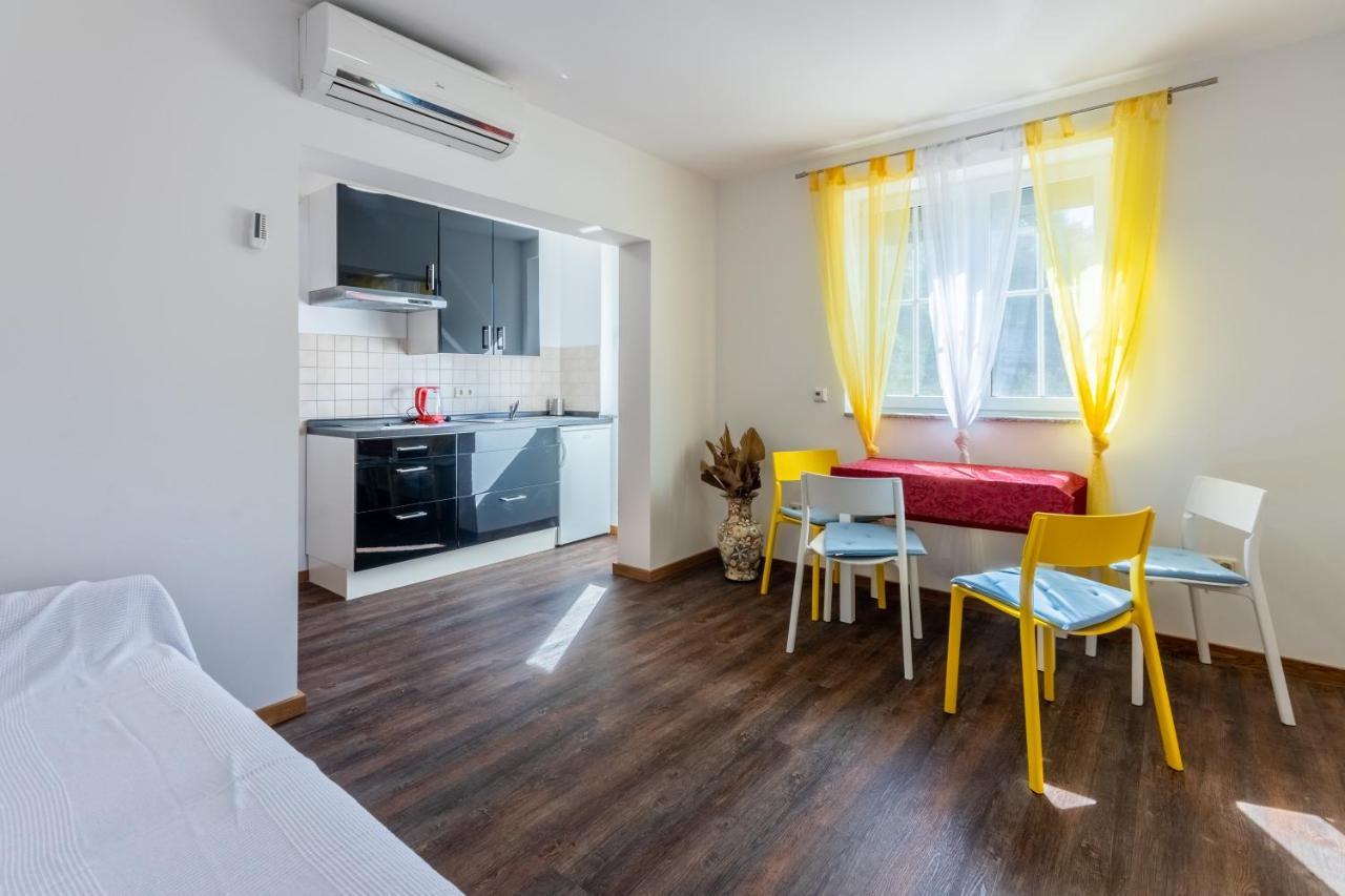 Rimac Apartment And Rooms Novi Vinodolski Extérieur photo